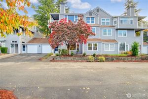 4228 221ST PL SE # 1083, ISSAQUAH, WA