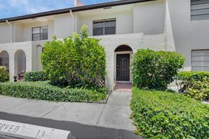 21207 LAGO CIR E, BOCA RATON, FL