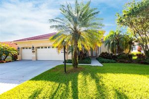 7211 TREYMORE CT, SARASOTA, FL