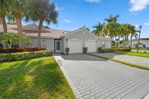 8364 LOGIA CIR, BOYNTON BEACH, FL