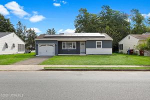 75 BRAKENBURY DR, TOMS RIVER, NJ