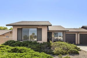 1523 TEMPLE HEIGHTS DR, OCEANSIDE, CA