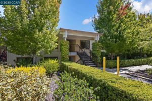 1209 RUNNING SPRINGS RD APT 3, WALNUT CREEK, CA