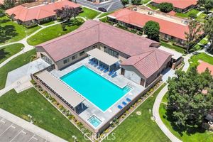 19121 PALO VERDE DR, APPLE VALLEY, CA