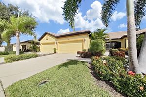 303 BLUEWATER FALLS CT, APOLLO BEACH, FL