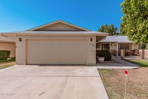 10439 W SARATOGA CIR, SUN CITY, AZ