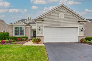 2982 RAVINIA CIR, MUNDELEIN, IL