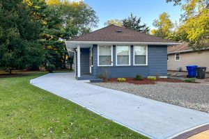 16 CATSKILL CT, TOMS RIVER, NJ