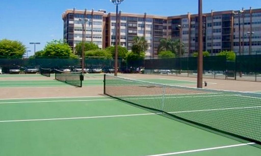 6 Lighted Tennis Courts