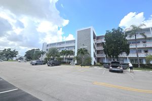 2010 WESTBURY F # 2010, DEERFIELD BEACH, FL
