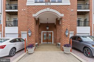 8615 WANDERING FOX TRL 208, ODENTON, MD