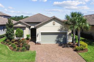8548 GRAND ALBERATO RD, TAMPA, FL