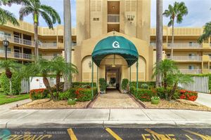 7739 SOUTHAMPTON TER 202, TAMARAC, FL