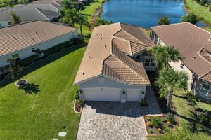 15527 CORONA DEL MAR DR, WIMAUMA, FL