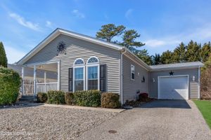 95 OAK RIDGE LN, MANAHAWKIN, NJ