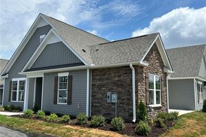 224 ST PAULS AVE # 32-3, SMITHFIELD, VA