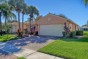 8022 DUOMO CIR, BOYNTON BEACH, FL