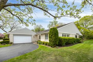 186 BRIARWOOD LOOP, OAK BROOK, IL