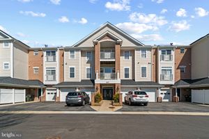 420 HAMLET CLUB DR UNIT 206, EDGEWATER, MD