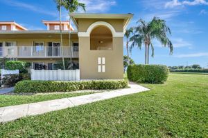 5876 REGAL GLEN DR 209, BOYNTON BEACH, FL