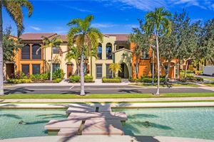 9073 RIALTO ST 6002, NAPLES, FL