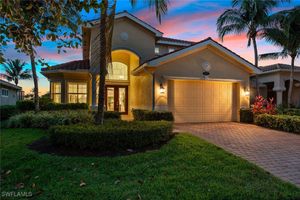 9217 CAMPANILE CIR, NAPLES, FL