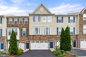 172 TROUT LILY DR, LAKE FREDERICK, VA