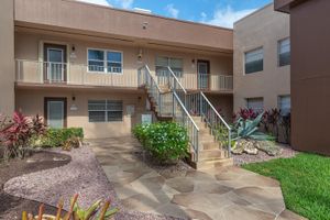 518 BURGUNDY K K, DELRAY BEACH, FL