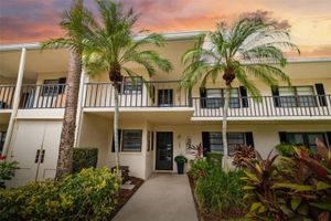 7050 FAIRWAY BEND LN UNIT 165, SARASOTA, FL
