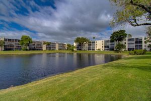 6585 KENSINGTON LN 307, DELRAY BEACH, FL