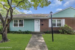 61 BUCKINGHAM DR A, LAKEWOOD, NJ