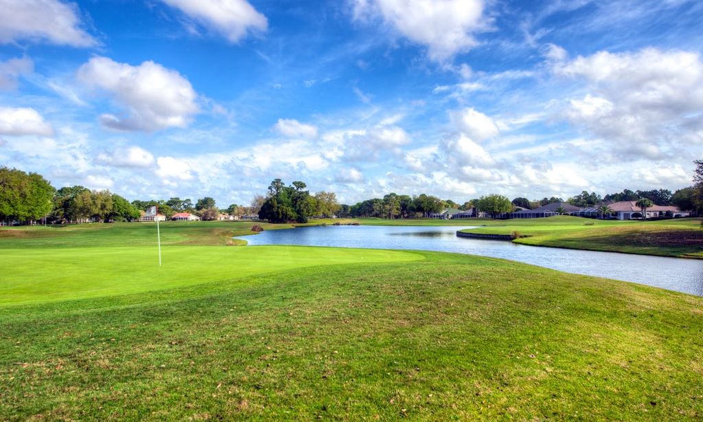 18-Hole Golf Course by Joe Lee