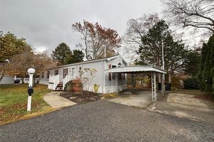 1661 OLD COUNTRY RD UNIT 280, RIVERHEAD, NY