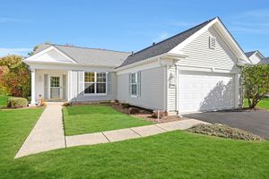 13728 CHESTNUT LN, HUNTLEY, IL
