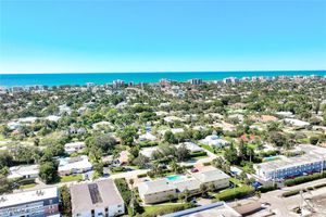 2000 ALAMANDA DR 104, NAPLES, FL