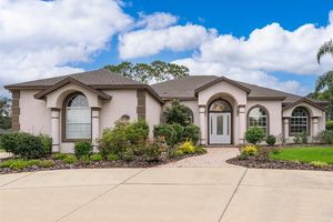 39601 HARBOR HILLS BLVD, LADY LAKE, FL