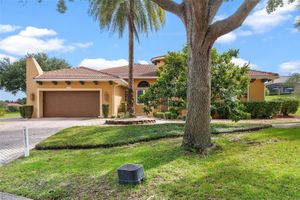 38800 HARBORWOODS PL, LADY LAKE, FL