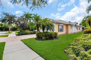 8084 XENIA LN, NAPLES, FL