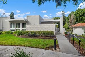2328 VIA MARIPOSA Q, LAGUNA WOODS, CA