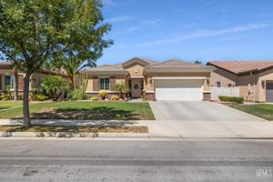 5900 RIVER BIRCH DR, BAKERSFIELD, CA