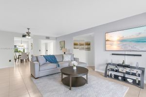 801 SW 138TH AVE APT 310E, PEMBROKE PINES, FL